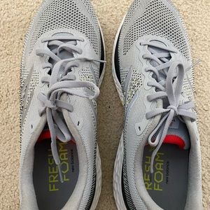 Men’s New Balance Sneakers